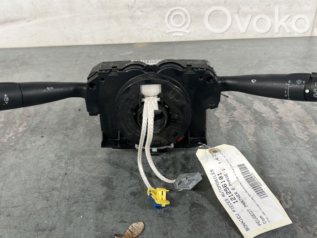 Peugeot Partner Wiper turn signal indicator stalk/switch 