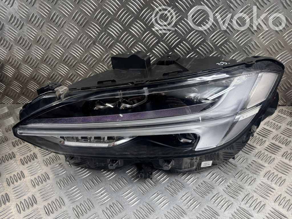 Volvo S90, V90 Scheinwerfer 