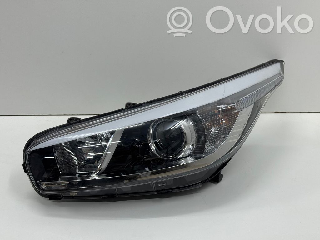 KIA Ceed Headlight/headlamp 