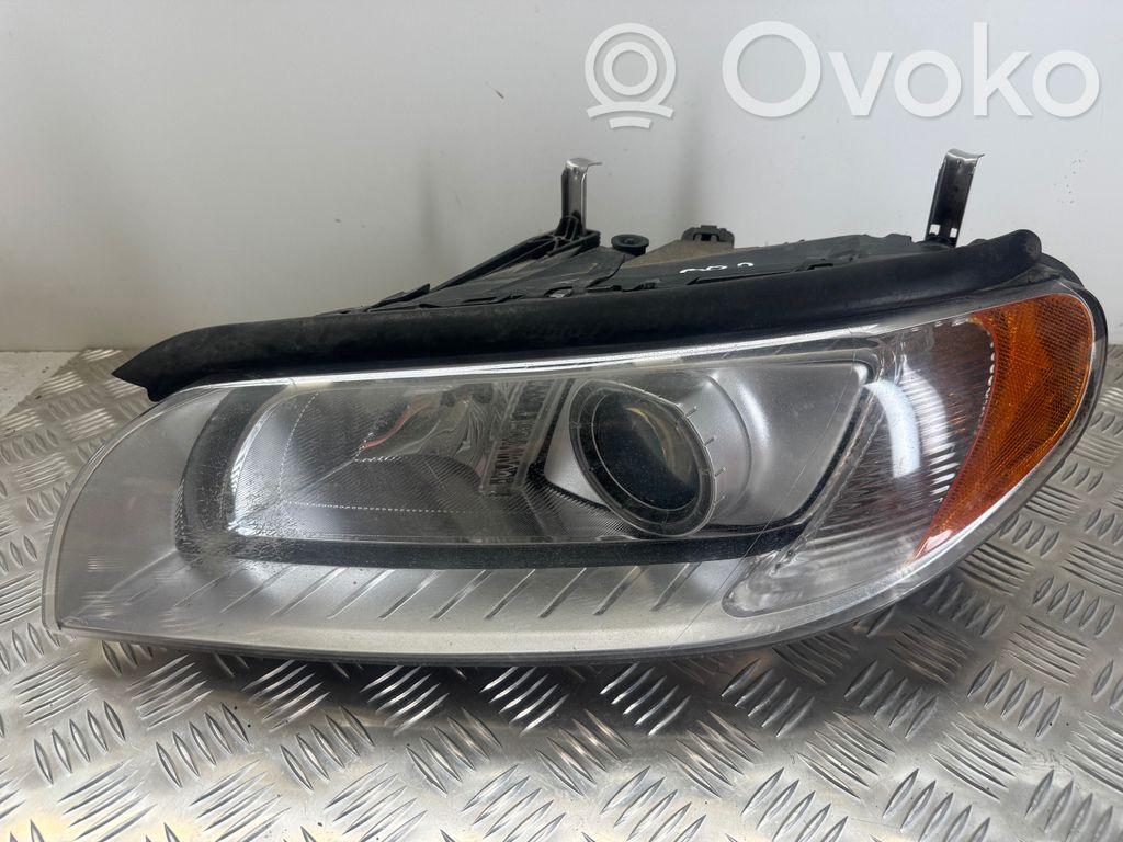 Volvo V70 Scheinwerfer 