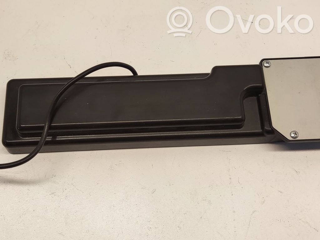 Chevrolet Corvette C7 Antena GPS 