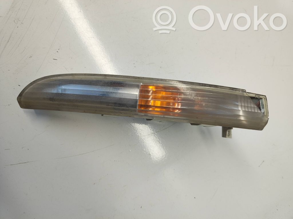 Volkswagen PASSAT CC Front indicator light 