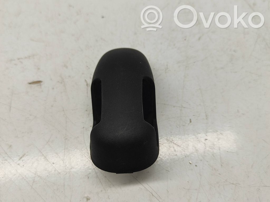 Dodge RAM Seat belt trim 