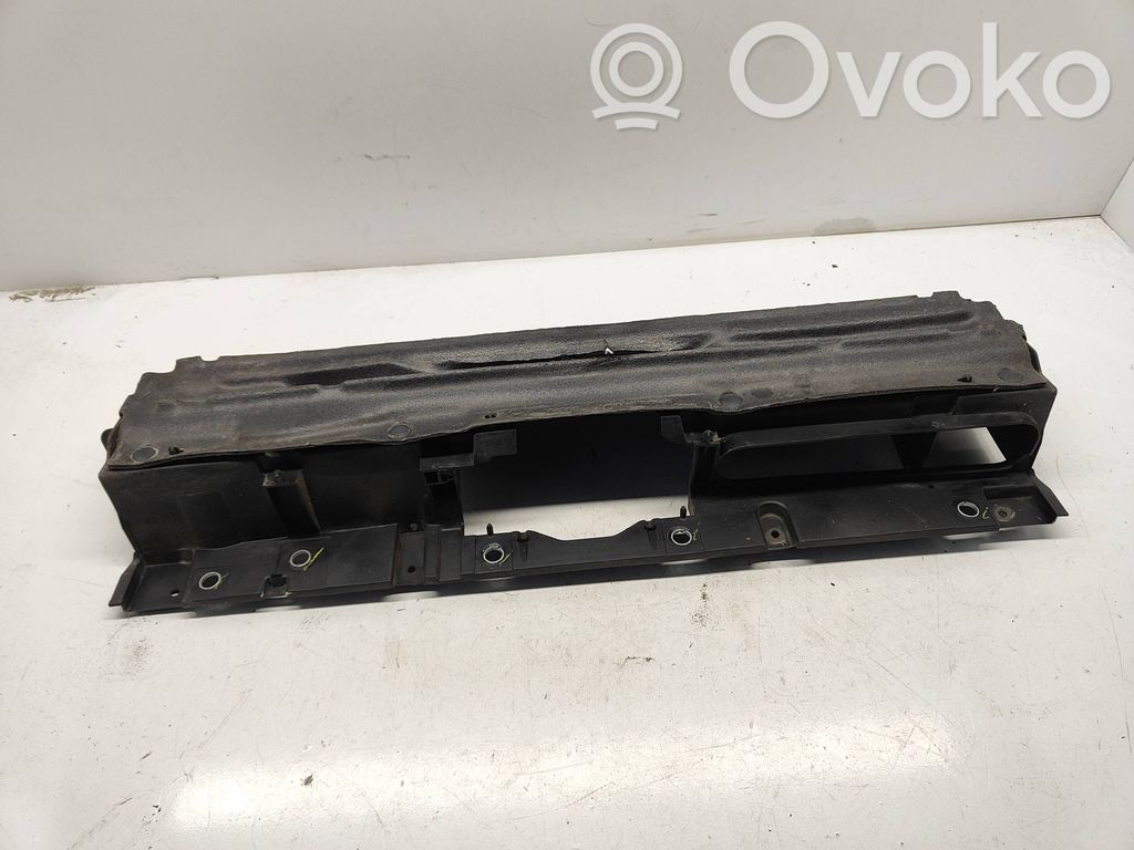 Chrysler Pacifica Panel mocowanie chłodnicy / dół 