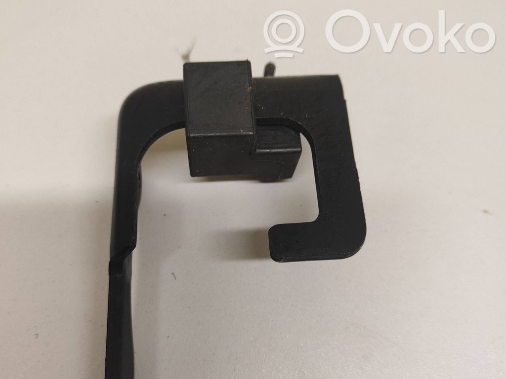 Chrysler Pacifica Sliding door check strap stopper 
