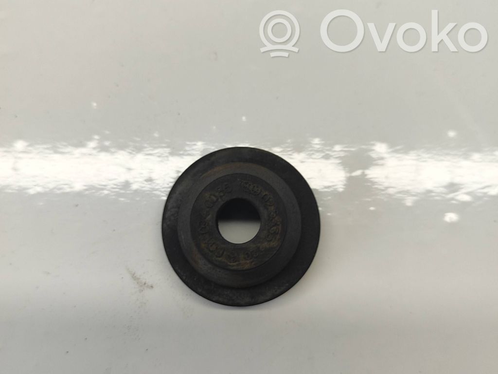 Jeep Grand Cherokee ABS pump bracket 