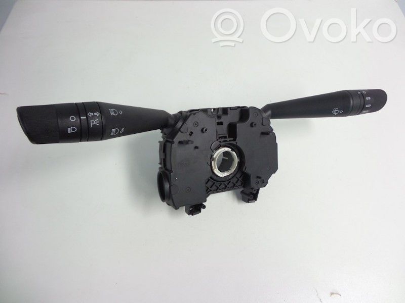 Boutons / interrupteurs volant   28152260,28152260,07355042980,07355042980,28152260