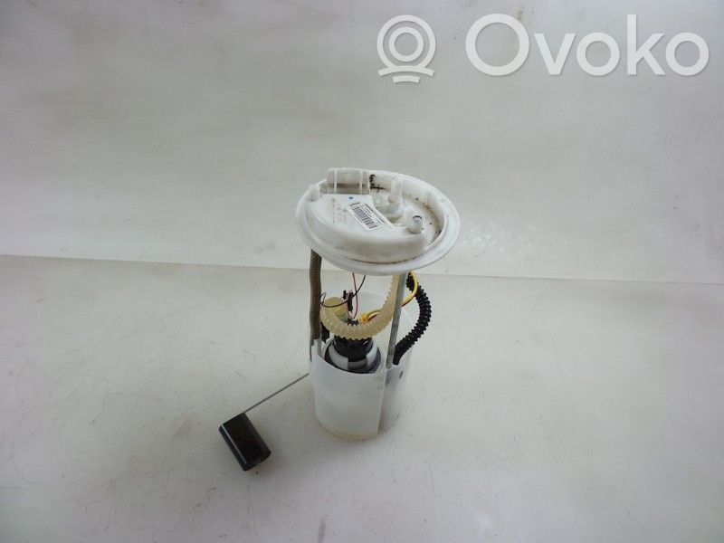 Opel Combo D Bomba interna de combustible 