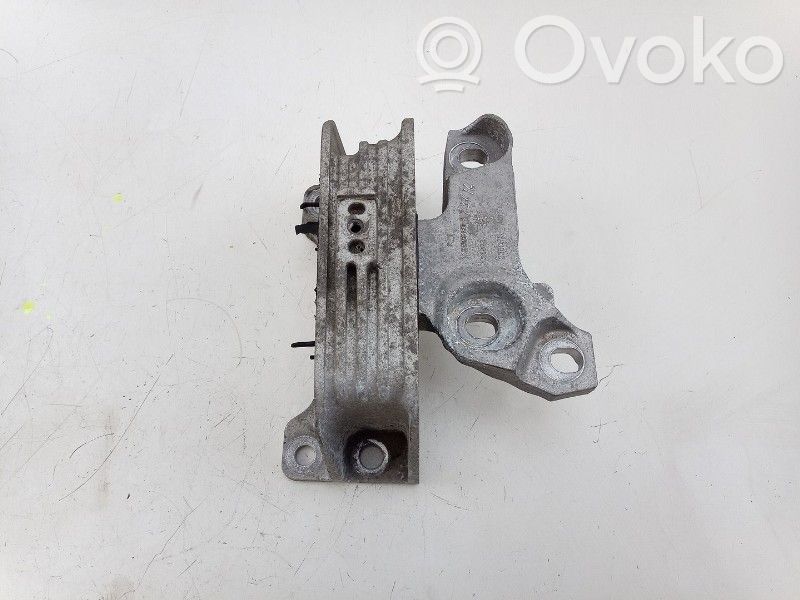 Engine mount bracket   112108180R,112108180R