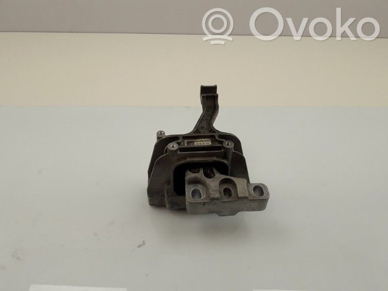 Audi A3 S3 8V Engine mount bracket 