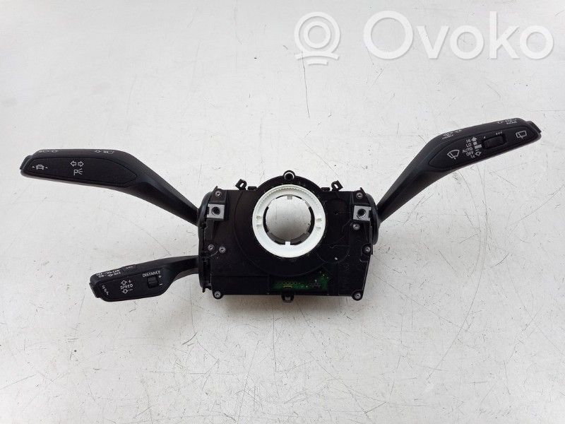 Audi e-tron Steering wheel buttons/switches 