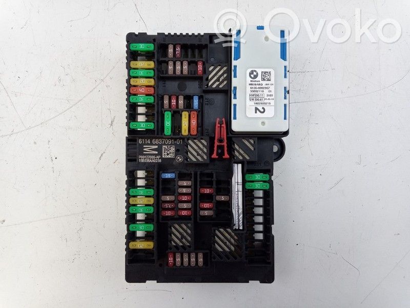 BMW 5 G30 G31 G38 Fuse box set 