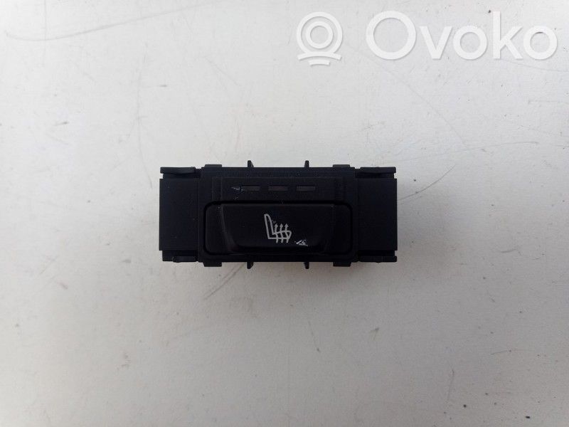 BMW 5 G30 G31 G38 Interruttore riscaldamento sedile 