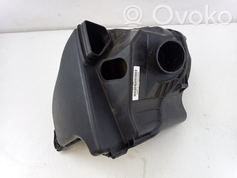 BMW 1 E81 E87 Air filter box 