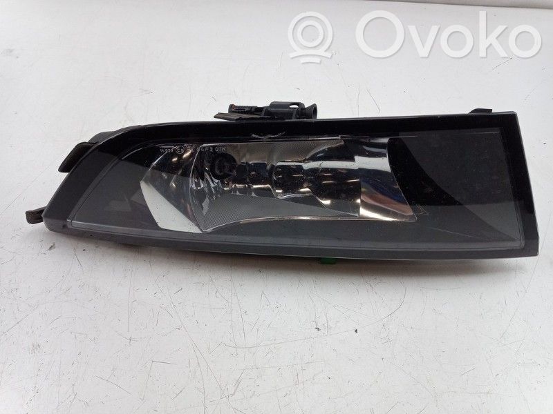 Etusumuvalo   6V0941700A,6V0941700A