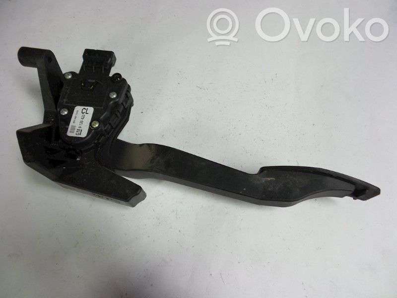 Accelerator throttle pedal   9129423,9129423CL,9129423,9129423CL