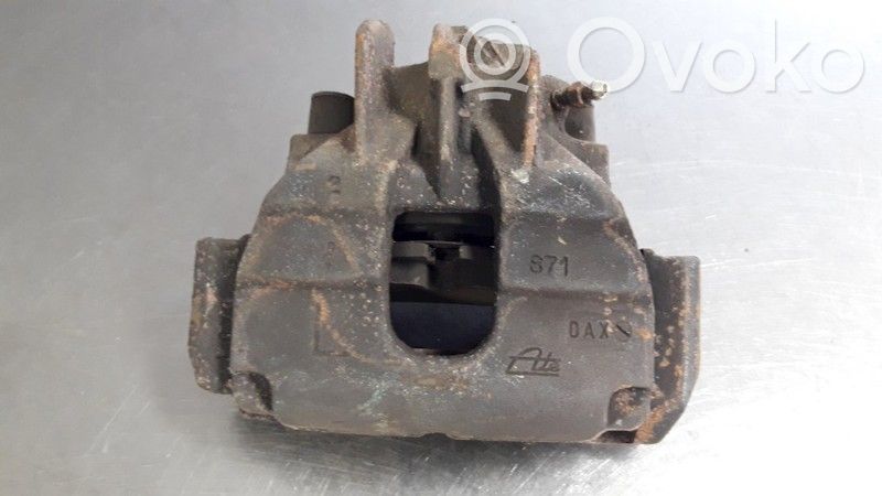 Caliper de freno delantero