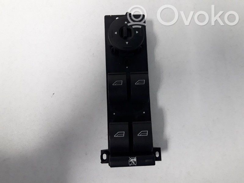 Ford C-MAX I Interrupteur commade lève-vitre 