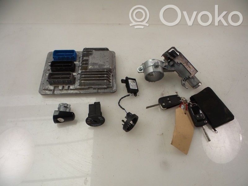 Opel Corsa E Unitate/modul comandă injecție 