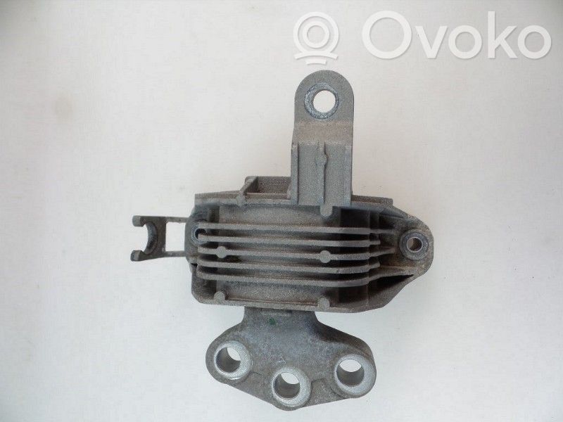 Engine mount bracket   13294212,13294212