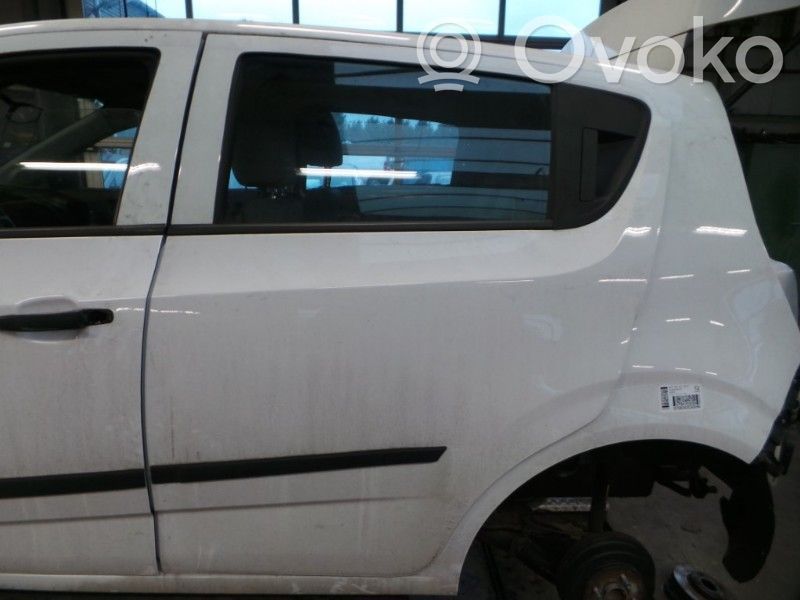 Chevrolet Aveo Puerta trasera 