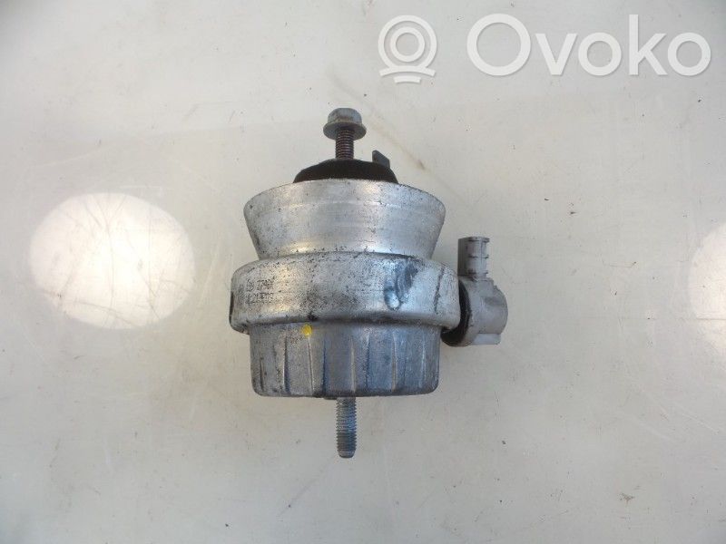 Engine mount bracket   4F0199379BK,4F0199379BK