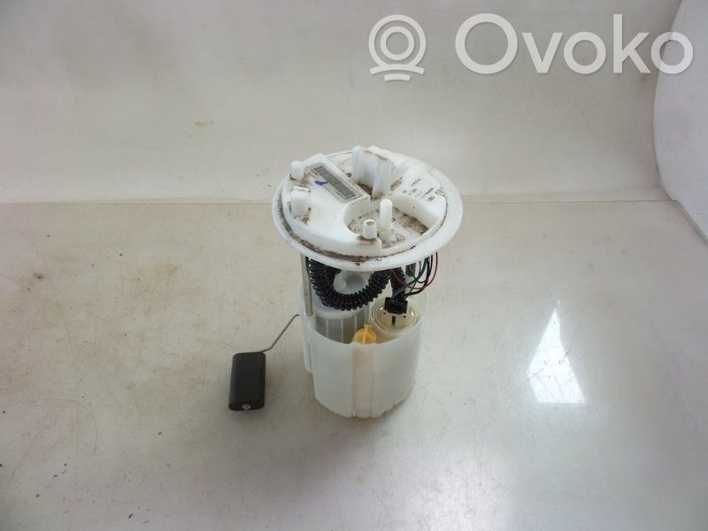 Opel Corsa D Polttoainesäiliön pumppu 