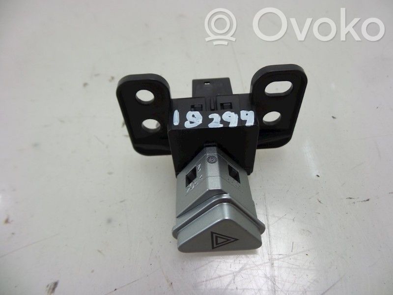 Hazard light switch   600890500C,600890500C