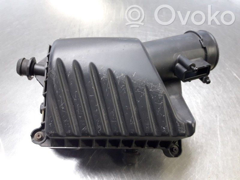 Opel Karl Air filter box 