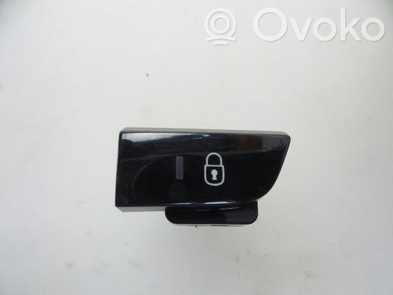 Central locking switch button   9678101077,9678101077