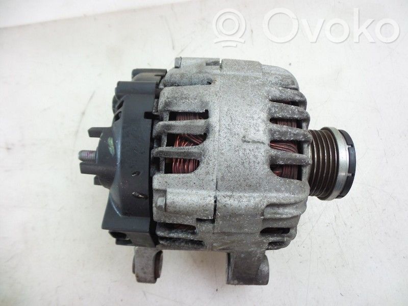 Opel Corsa D Generatorius 