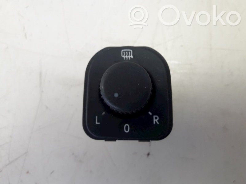 Volkswagen Amarok Comutator oglinzi laterale 