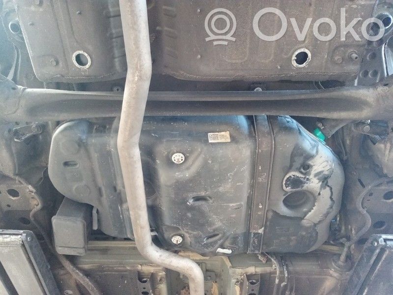 Opel Astra K Polttoainesäiliö 
