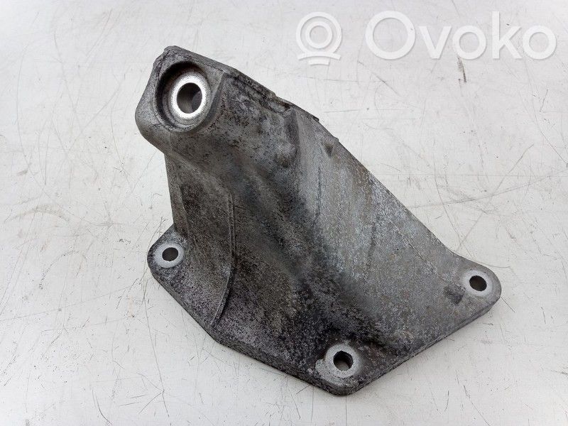 BMW 6 F06 Gran coupe Engine mount bracket 