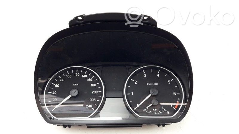 BMW 1 E81 E87 Nopeusmittari (mittaristo) 