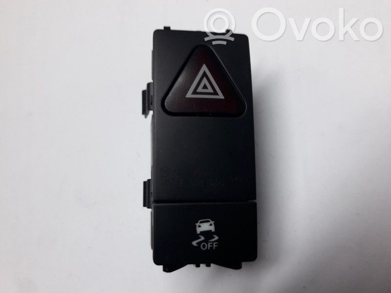 Mercedes-Benz E W212 Hazard light switch 