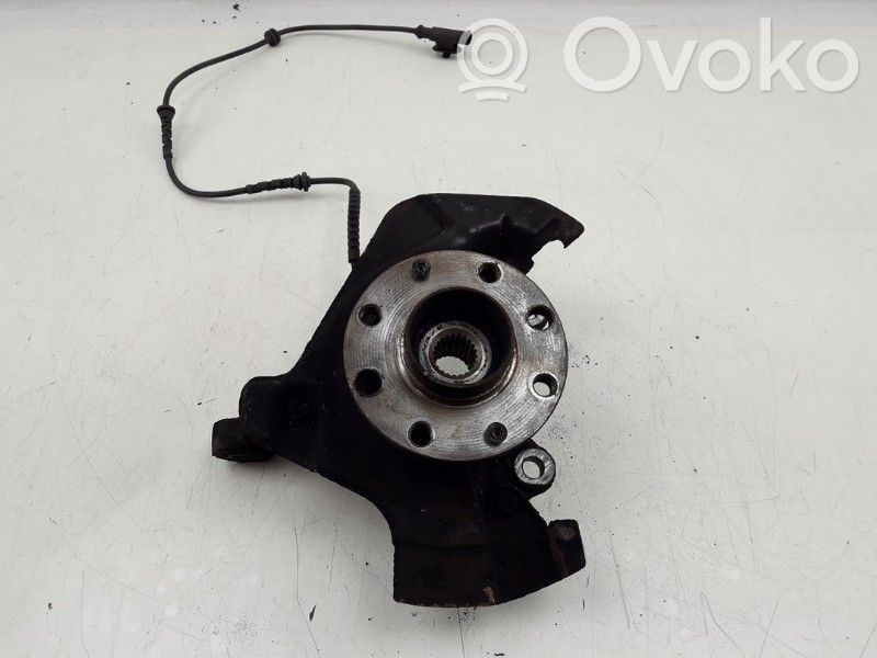 Opel Corsa D Priekšējā riteņa rumbas vārpstas šarnīrs (stupica, capfa) 
