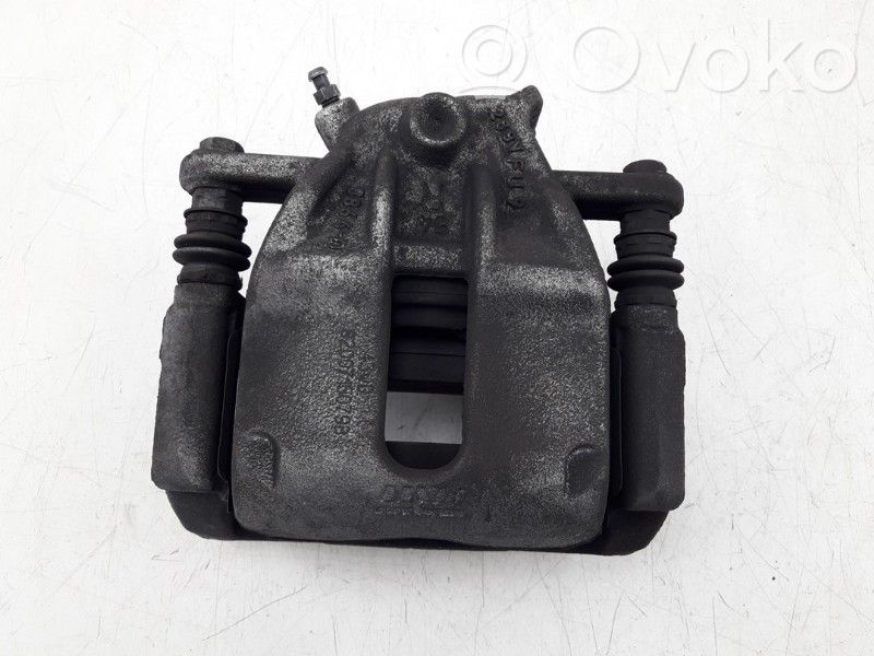 Renault Captur Front brake caliper 