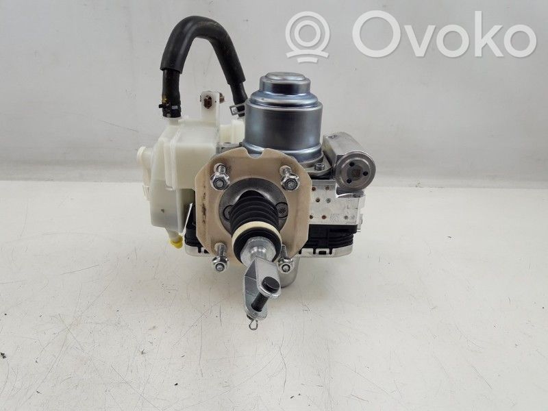 Mazda CX-30 ABS bloks 