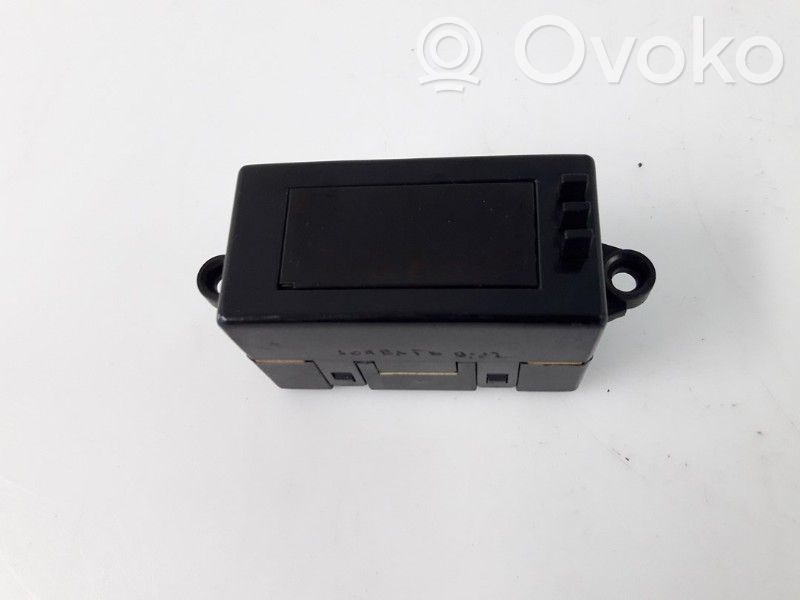 KIA Sorento Clock 