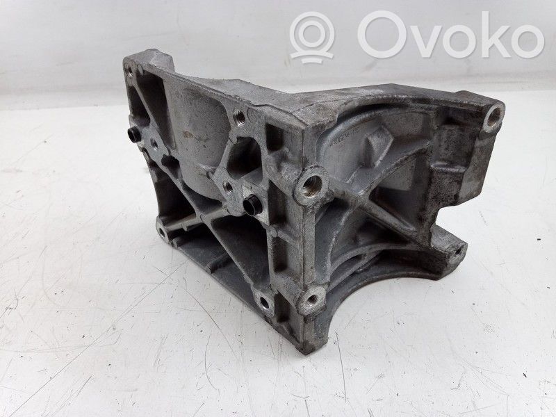 A/C compressor mount bracket   4M5Q19D625CC,4M5Q19D625CC