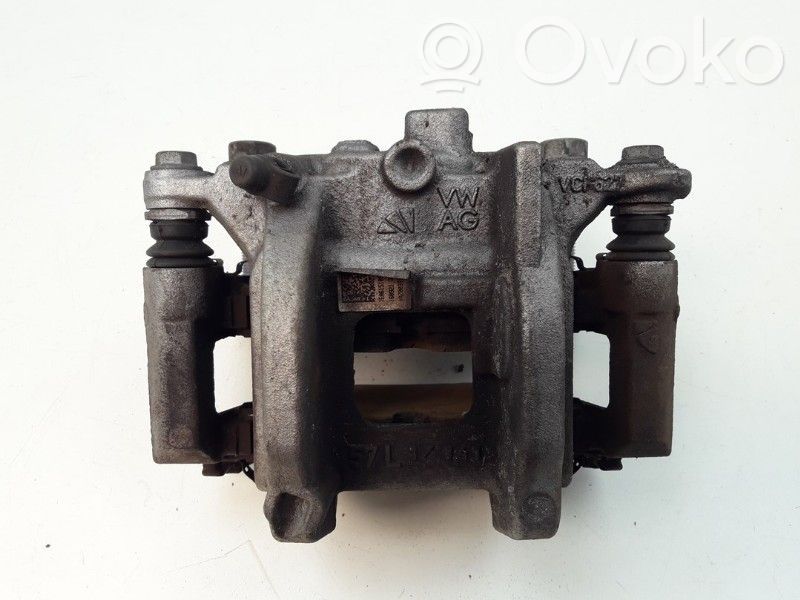 Etujarrusatula   1EA615105G,1EA615105G