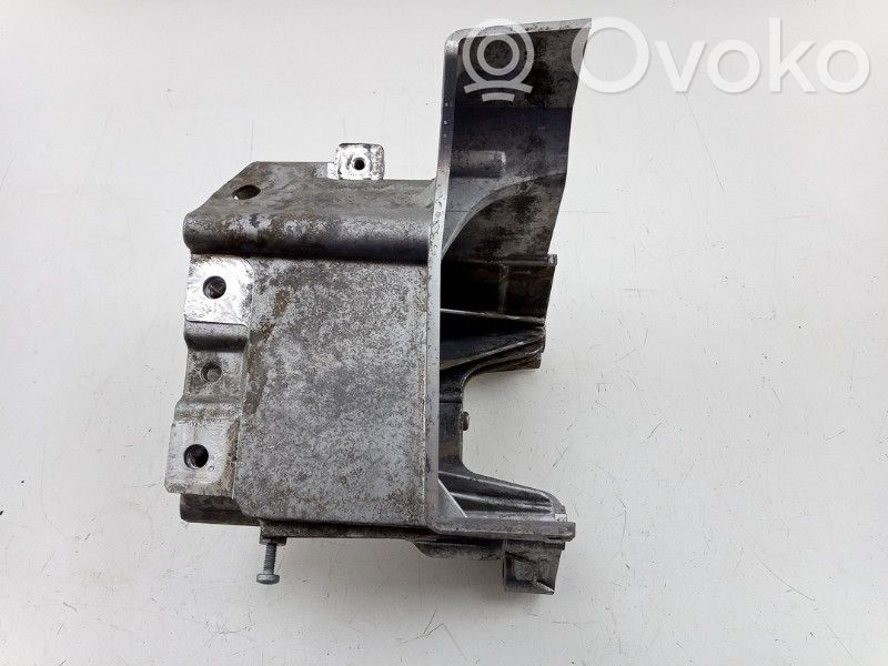 Engine mount bracket   05C199207,05C199207D,05C199207,05C199207D,05C199207G