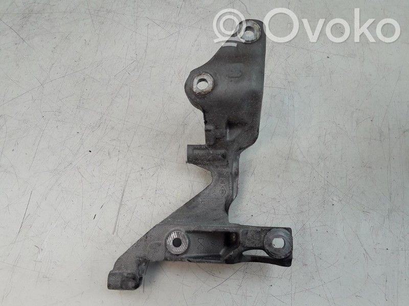 Engine mount bracket   147174072R,A6261410040,147174072R,A6261410040