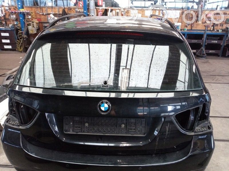 Tailgate/trunk/boot lid