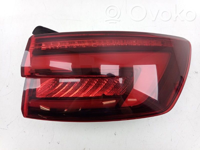 Audi A4 S4 B9 Lampa tylna