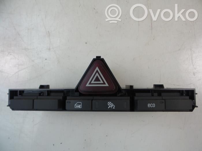 Opel Corsa D Avārijas lukturu slēdzis 