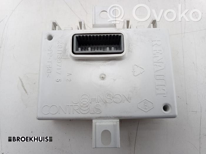 Renault Clio IV Unidad de control/módulo del navegador GPS