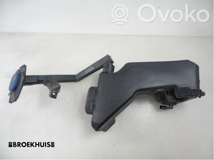 Mercedes-Benz C W205 Serbatoio/vaschetta liquido lavavetri parabrezza 