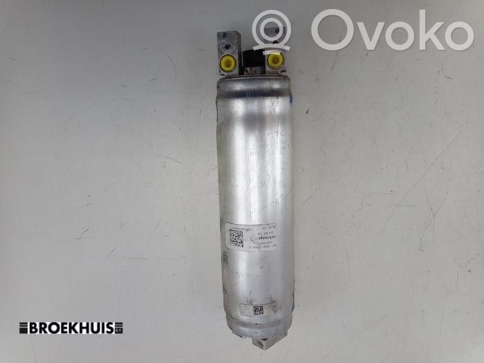 Volkswagen ID.3 Ilmastointilaitteen ilmankuivain (A/C) 